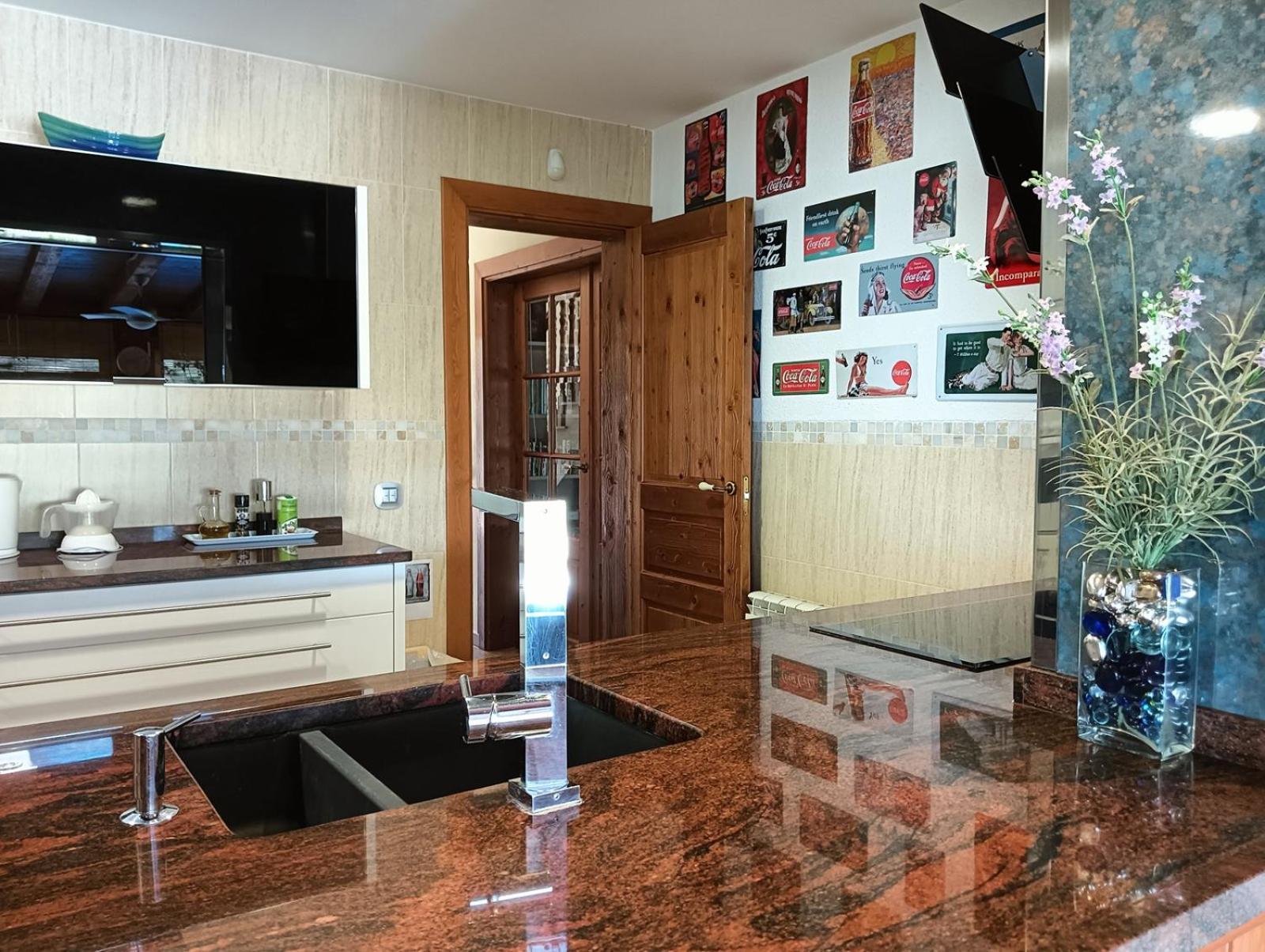 Villa Du Lac Speciale Pour Famille Avec Enfant Riudecanyes Εξωτερικό φωτογραφία